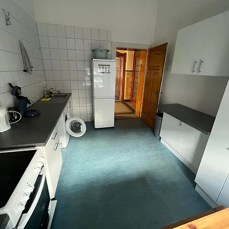 Apartment Schicke Monteurunterkunft In Mit Drei Wohneinheiten