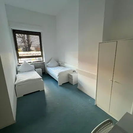 Schicke Monteurunterkunft In Mit Drei Wohneinheiten Apartment Mendig
