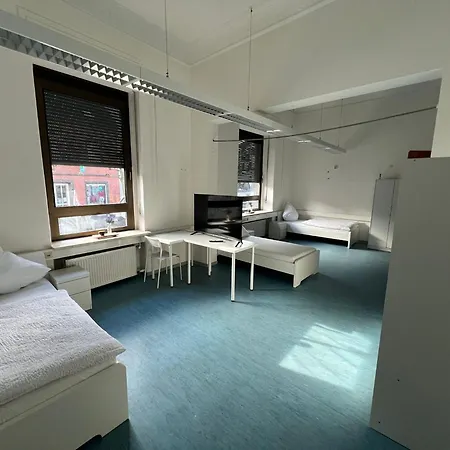 Schicke Monteurunterkunft In Mit Drei Wohneinheiten * Mendig