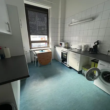 Schicke Monteurunterkunft In Mit Drei Wohneinheiten *