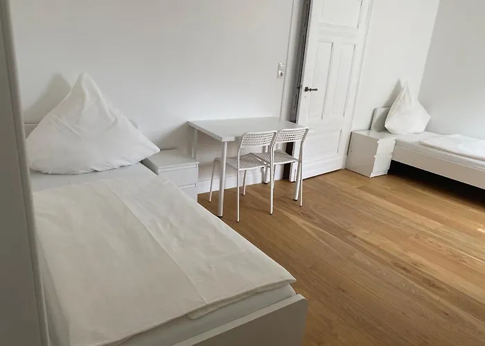 Apartamento Schicke Monteurunterkunft In Mit Drei Wohneinheiten