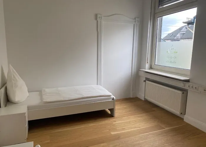 Schicke Monteurunterkunft In Mit Drei Wohneinheiten Daire