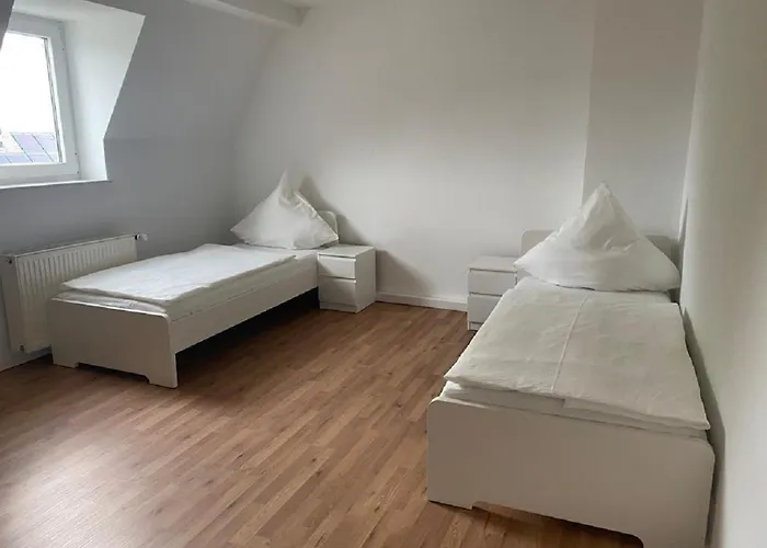 Apartamento Schicke Monteurunterkunft In Mit Drei Wohneinheiten