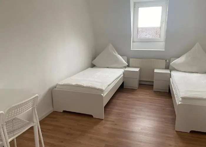 Schicke Monteurunterkunft In Mit Drei Wohneinheiten Mendig