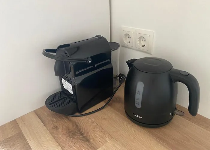 Apartamento Schicke Monteurunterkunft In Mit Drei Wohneinheiten *