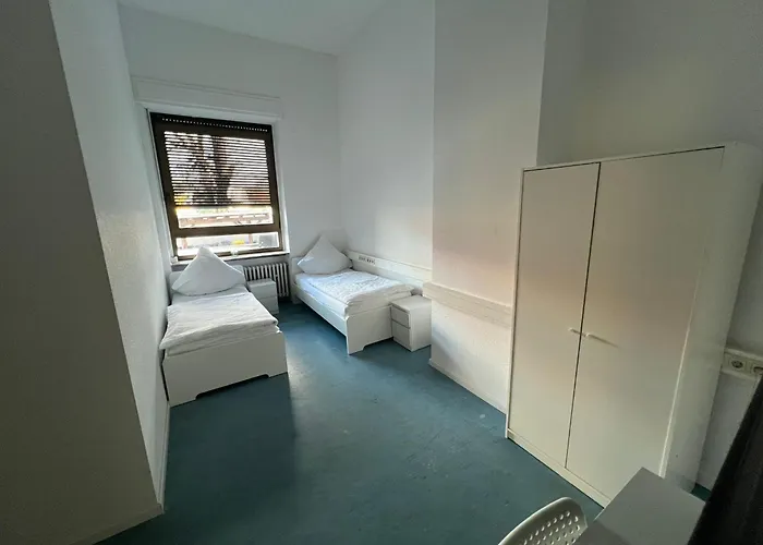 Schicke Monteurunterkunft In Mit Drei Wohneinheiten Apartamento Mendig