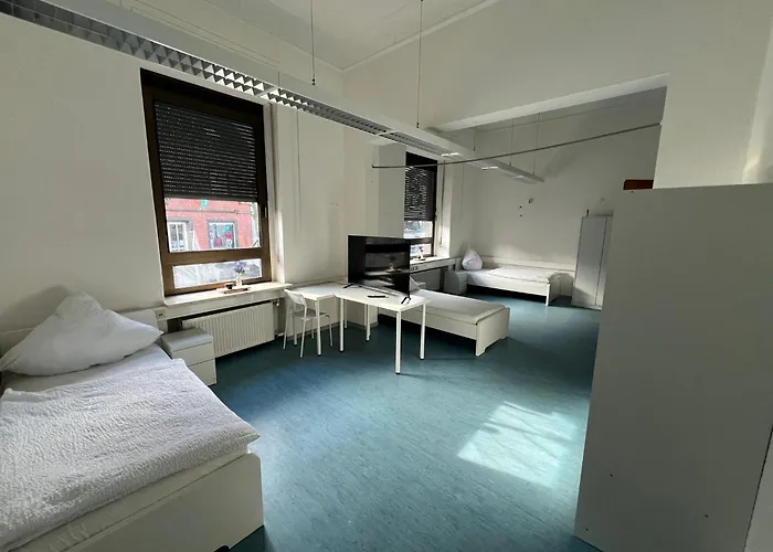 Schicke Monteurunterkunft In Mit Drei Wohneinheiten * Mendig