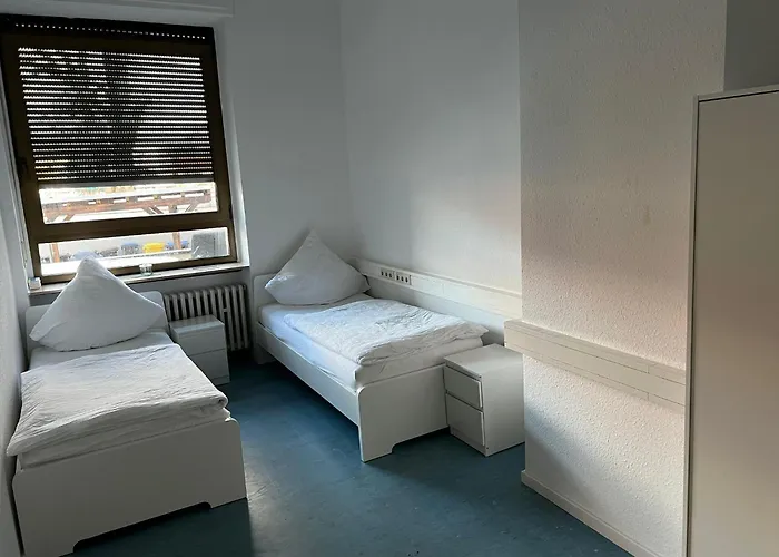 Schicke Monteurunterkunft In Mit Drei Wohneinheiten Apartamento Mendig