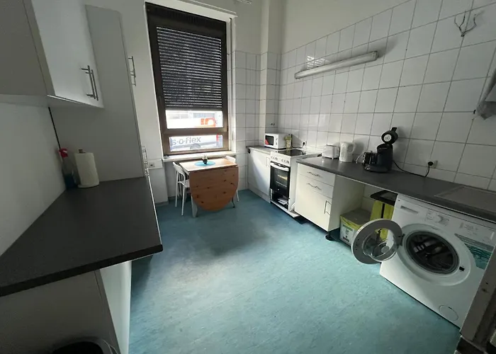 Schicke Monteurunterkunft In Mit Drei Wohneinheiten *