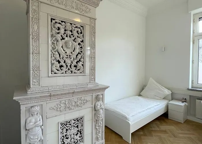 Schicke Monteurunterkunft In Mit Drei Wohneinheiten Apartamento