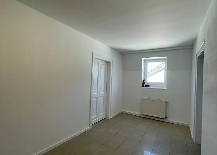 Schicke Monteurunterkunft In Mit Drei Wohneinheiten * Mendig