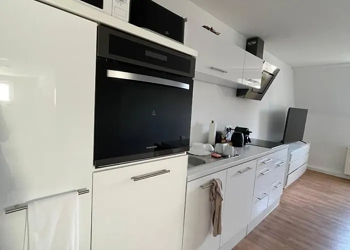 Schicke Monteurunterkunft In Mit Drei Wohneinheiten Apartamento Mendig